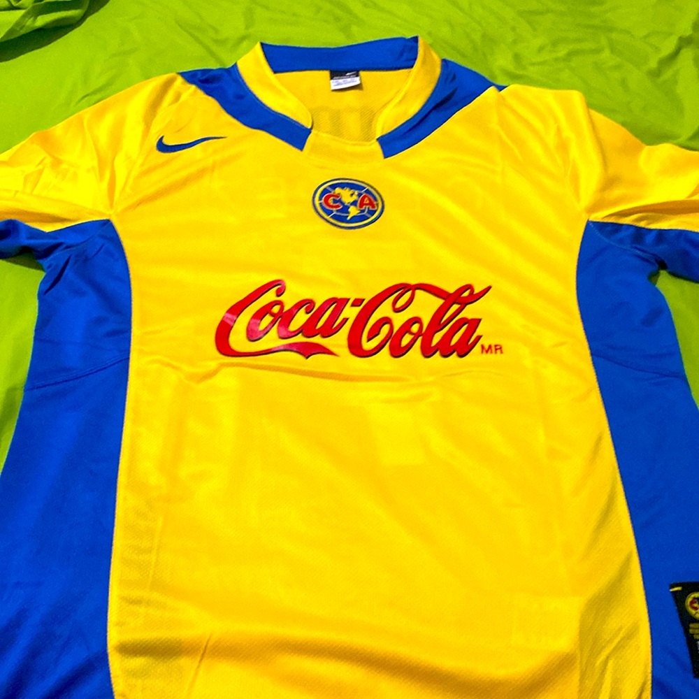 Soccer Jersey Club America 2005 champions Claudio el piojo López